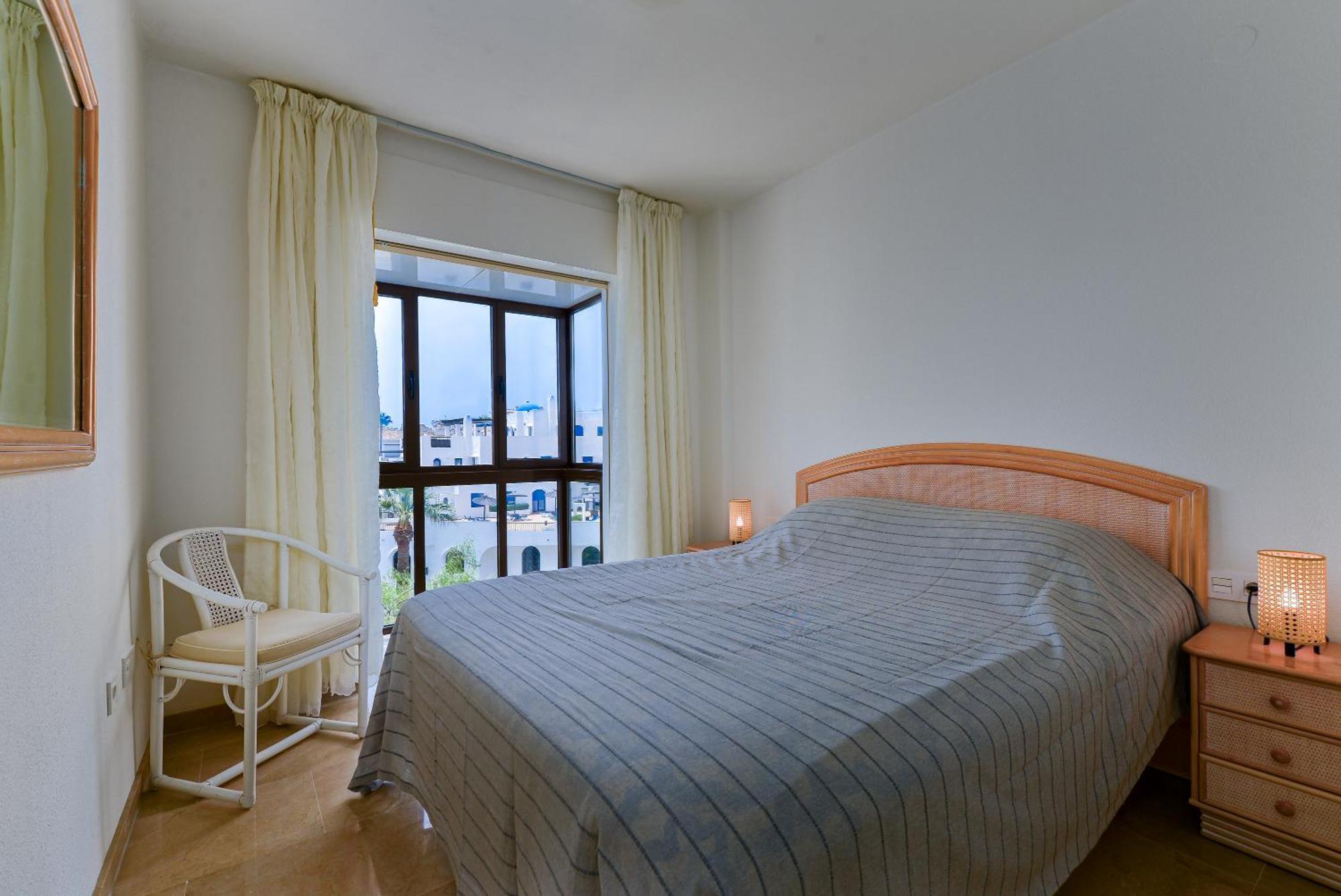 Duquesa Port Retreat Apartment Манилва Екстериор снимка